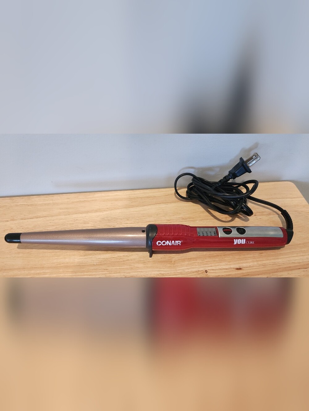 Conair You Curl Ceramic Curling Wand 1" Adjustable Heat 400° Red Electric Iron
